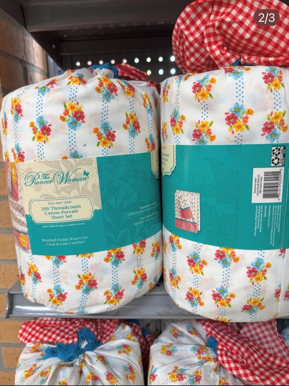 The Pioneer Woman White Floral 300-Threadcount Cotton Percale Sheet Set